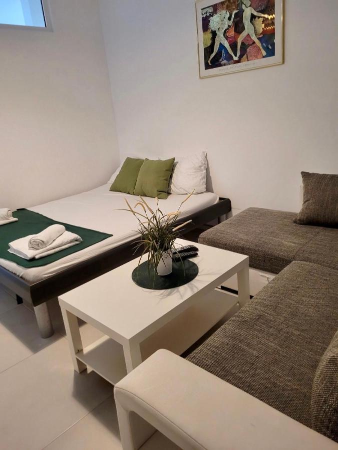 Bb Moderne Apartments Саранде Екстериор снимка
