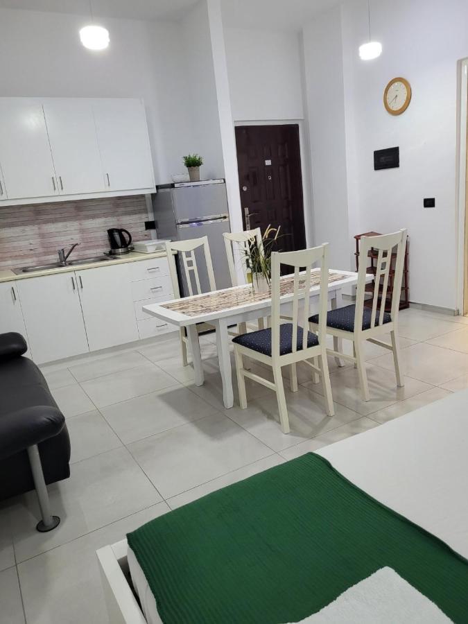 Bb Moderne Apartments Саранде Екстериор снимка