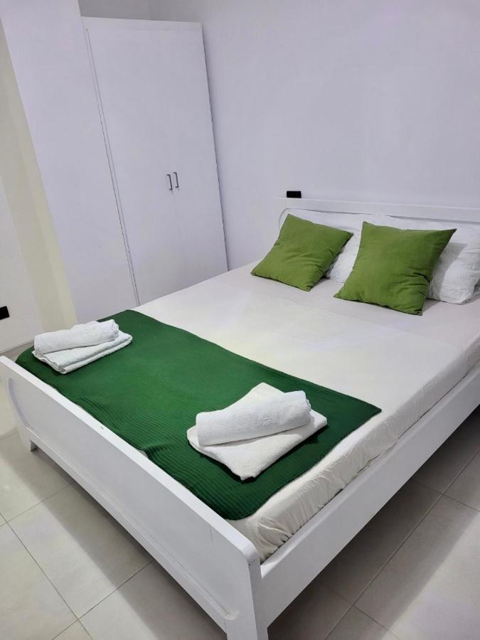 Bb Moderne Apartments Саранде Екстериор снимка